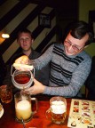 Игнациус колдует над пивом:)), 09-09-12