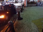 Рядом с такси аккуратно сложенный пиджак, 24-02-13